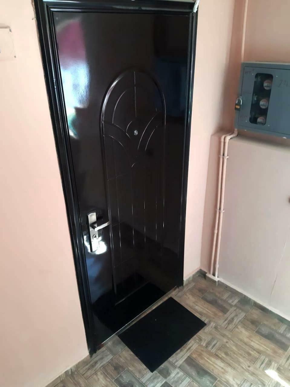 Penthouse Apartment In バトゥーミ エクステリア 写真